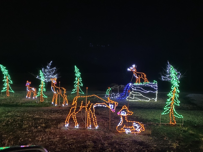 Christmas Lights Road Trip: Lake Of The Ozarks - Thatawaydad.com