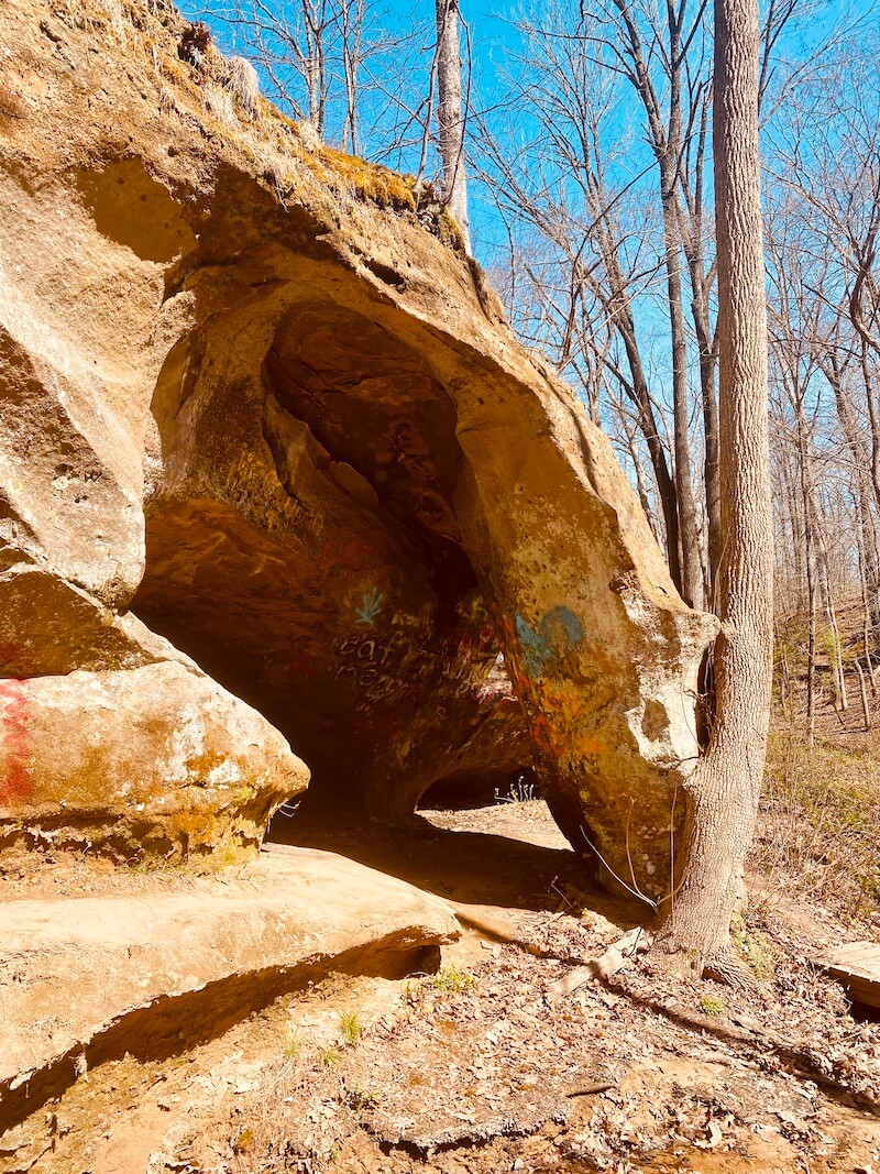 Mount Vernon: Devil’s Prop And Sculpture - Thatawaydad.com